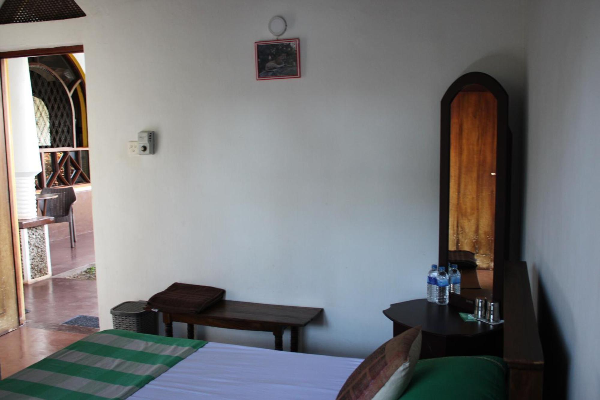 Hotel Olideb Gedara Negombo Exterior foto